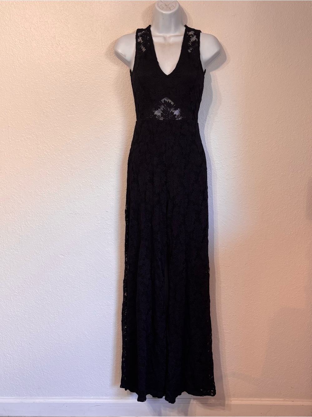 Nightcap by Carisa Rene Lace V-neck Jumpsuit Size 2